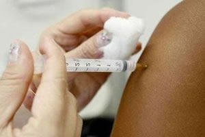 Teste de vacina contra a dengue mostra eficácia de 88% em casos hemorrágicos